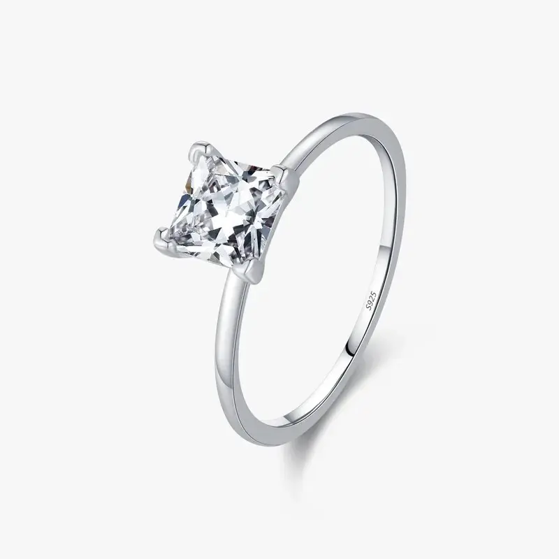 925 Silver Square Solitaire Zircon Ring US 5, 10 g