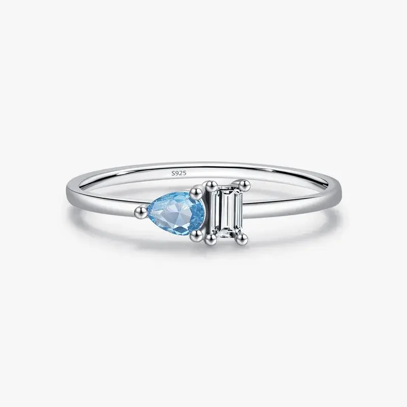 925 Silver Blue Pear-Shaped and White Rectangular Zircon Ring US 5, 5 g