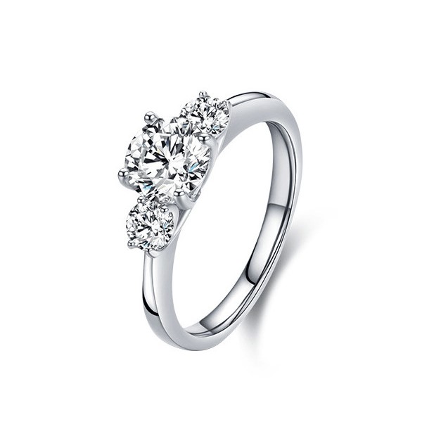 S925 Triple Cubic Zirconia Band Ring US 8, 0.0040 kg