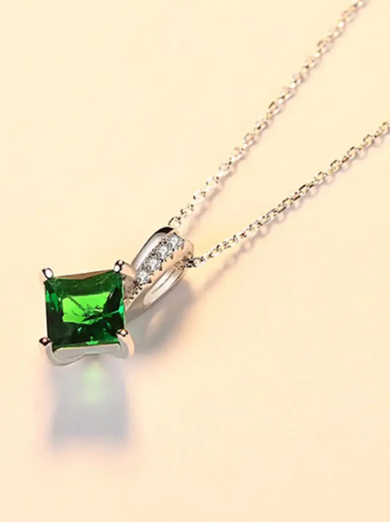 925 Silver Green Square Zircon Necklace, 0.0040 kg