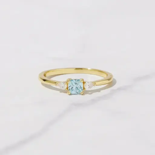 925 Silver Gold Plated Light Blue Zircon Pear-Shaped Accent Stones Ring US 8, 2 g