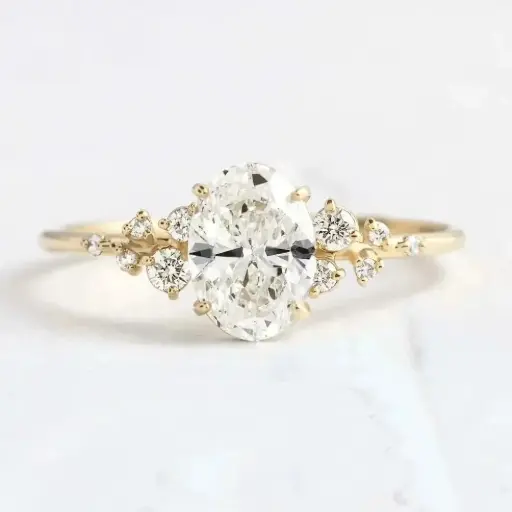 925 Silver Gold Plated Centre Zircon Oval Royal Ring US 7, 8 g