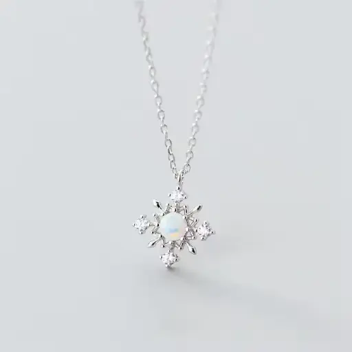 S925 Christmas Snowflake White Opal Necklace, 0.0050 kg
